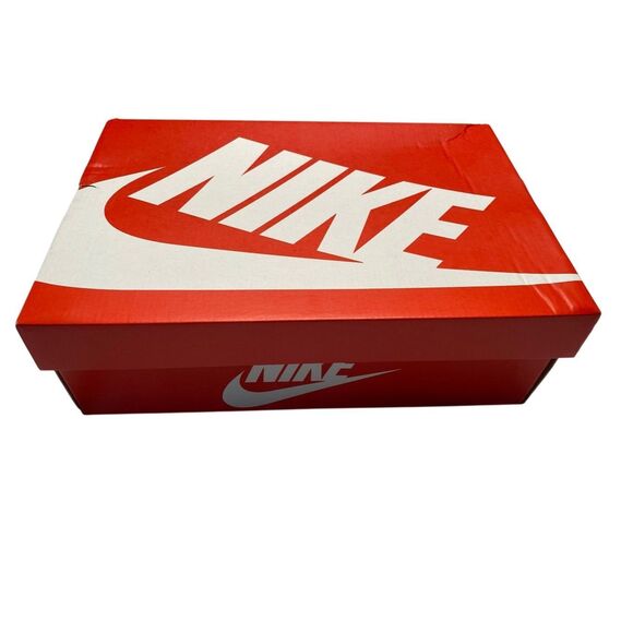 NIB Nike Unisex US 9 Air Max 90 HF4860-100 Round Toe Lace Up Sneaker Shoes - Picture 13 of 14